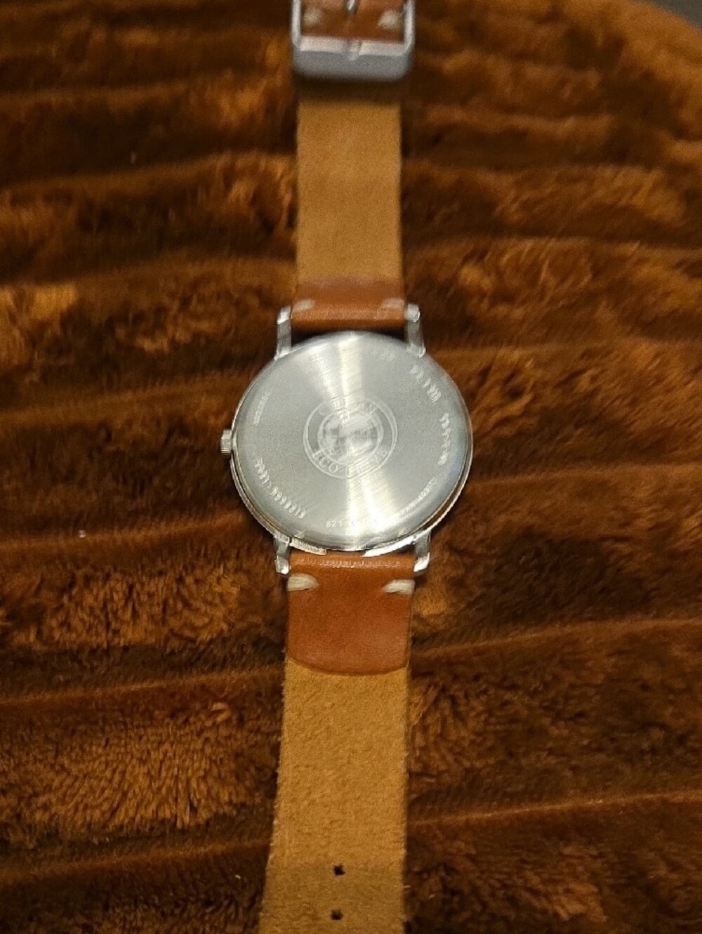 Citizen E031-R008013 Minimalistic Lifestyle Wristwatch - Picture 3 of 3